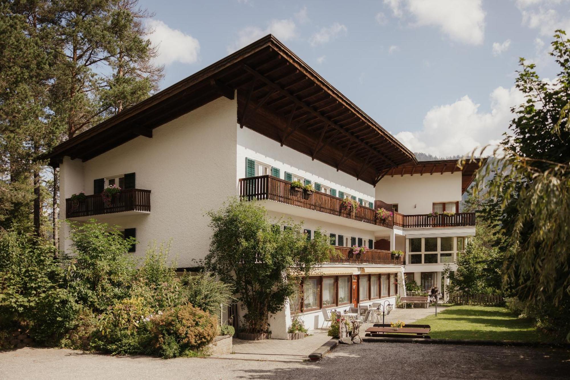 Pension Torr San Martino in Badia Esterno foto